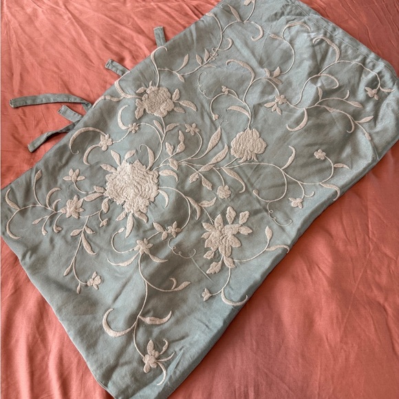 Bella Notte Josephine Accent Floral Embroidered Throw Pillow - Picture 2 of 4